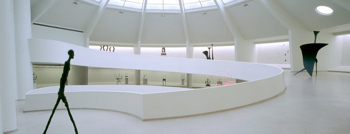 Solomon R Guggenheim Museum is one of Best Museums in the US.