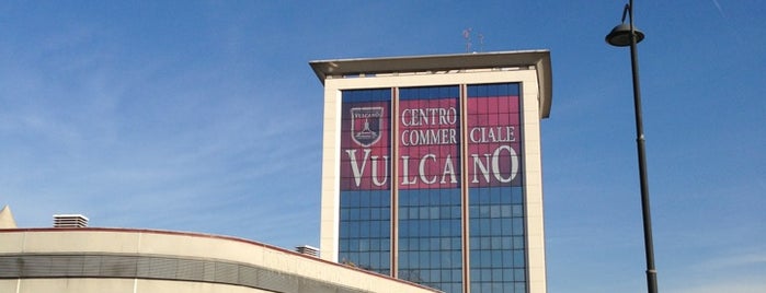 Centro Commerciale Vulcano is one of Centri Commerciali.