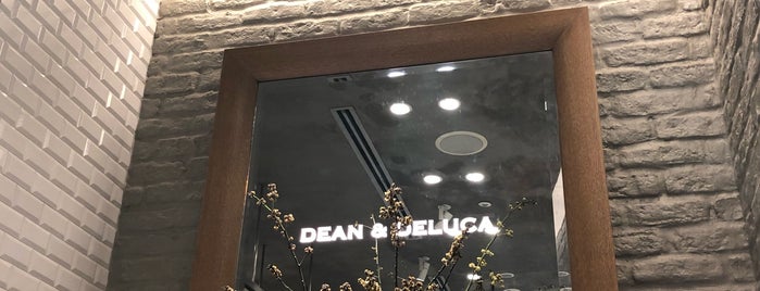 DEAN & DELUCA Cafe is one of Tempat yang Disukai モリチャン.