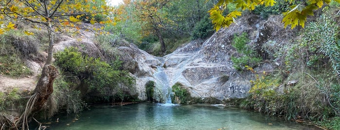 Rapentosa Waterfall is one of Athens.
