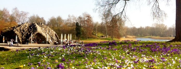 Britzer Garten is one of Grünes Berlin.