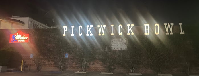 Pickwick Bowl is one of FunTivities.