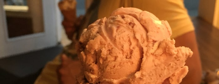 Sweet Peaks Ice Cream is one of Locais salvos de Ben.