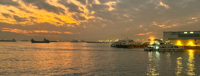 Tuen Mun Promenade is one of Asia.