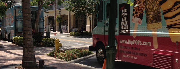 Food Truck Invasion - Abacoa Town Center is one of zombiemobile stops.
