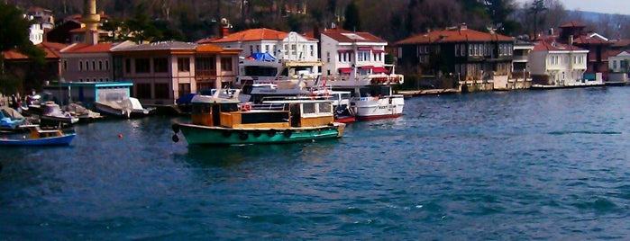Boğaziçi cafe is one of Posti salvati di Ufuk.