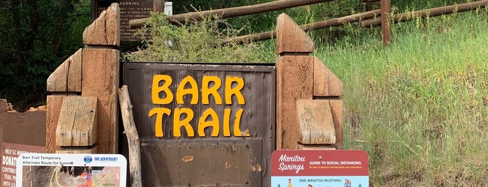 Barr Trail is one of สถานที่ที่ Breck ถูกใจ.