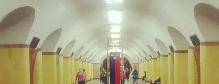 Метро Рижская, Калужско-Рижская линия is one of Московское метро | Moscow subway.