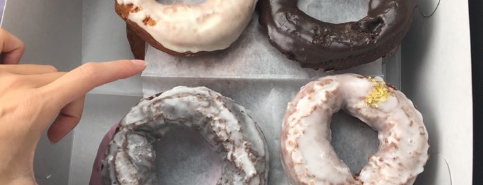Donut Love is one of Kimmie: сохраненные места.