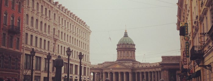 Малая Конюшенная улица is one of St Pete ❤️.