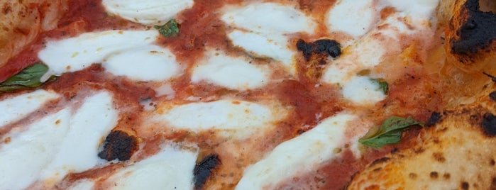 Pizzeria Napolitana Mytika is one of Gastropunk presents™ Pizza 🍕.