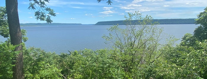 Lake Pepin Scenic Overlook is one of City Pages Best of Twin Cities: 2011.
