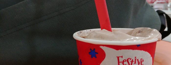 Dairy Queen is one of ~*food porn.