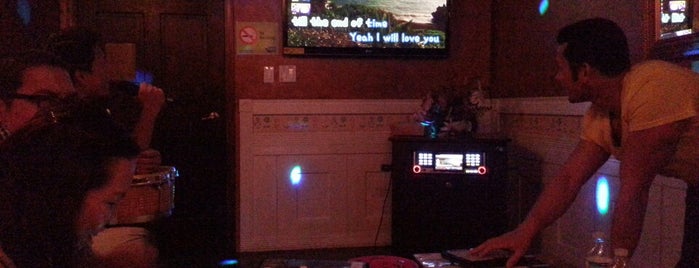 Xanadu Karaoke is one of Orte, die Kevin gefallen.