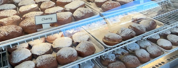 Fiene’s Bakery is one of Sweets.