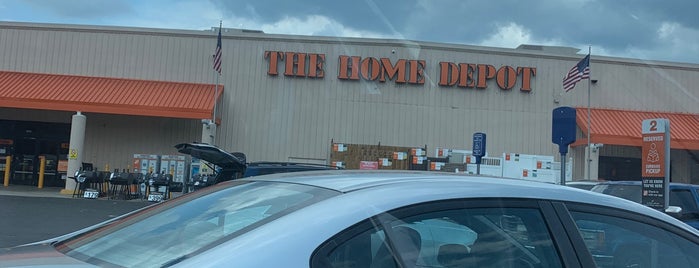 The Home Depot is one of SHIPPING / RECEIVING CUSTOMERS.