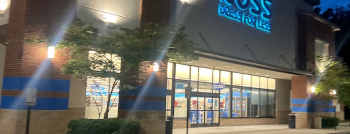 Ross Dress for Less is one of 新婚旅行.