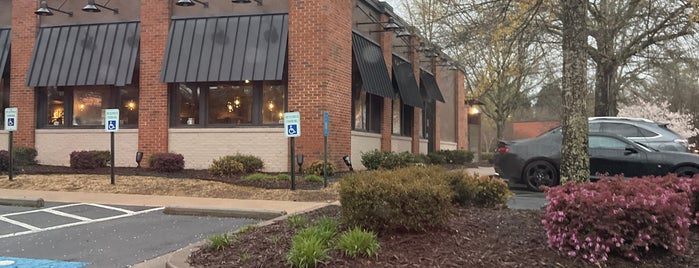 Chili's Grill & Bar is one of Peachtree City.
