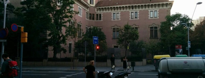 Universidad de Barselona is one of Must see Barcelona.