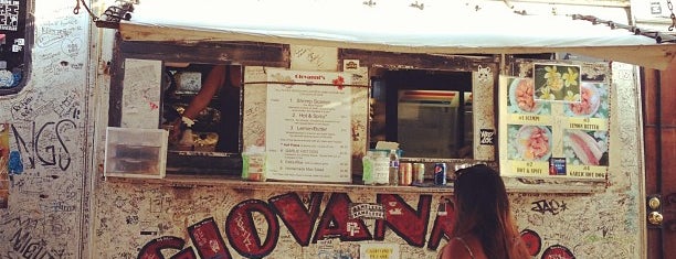 Giovanni's Shrimp Truck is one of Hawaii - Oahu.