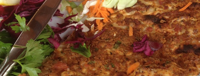 Nur Kaptan Baba is one of Top 10 dinner spots in Constanta, Romania.