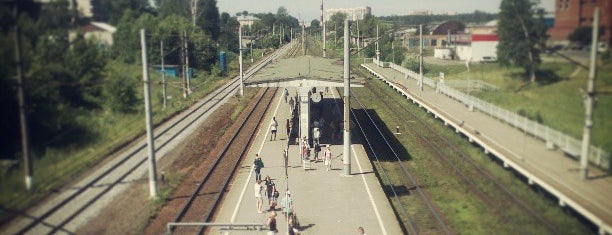 Ж/д станция «Пискарёвка» is one of Lieux qui ont plu à scorn.