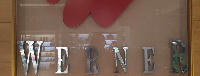 Werner Coiffeur is one of Shopping Nova América.