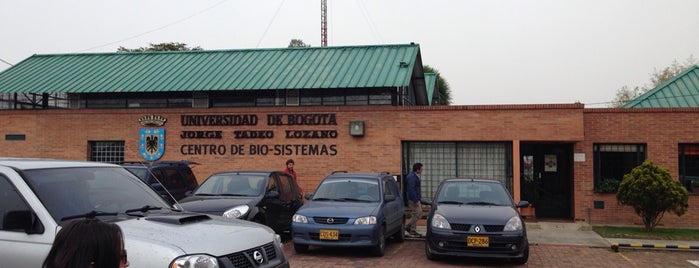Centro De Bio Sistemas UJTL is one of สถานที่ที่ China ถูกใจ.