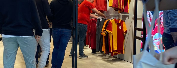 GS Store is one of Champion Galatasaray Places.