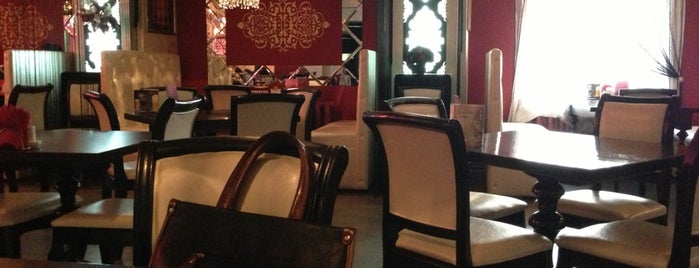 Tiffany Lounge is one of Lugares favoritos de Rıza.