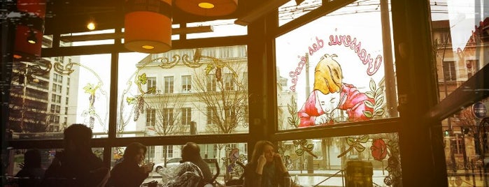 Brasserie des Écoles is one of สถานที่ที่ Oksana ถูกใจ.