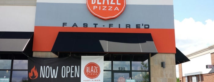 Blaze Pizza is one of Thomas's Saved Places.