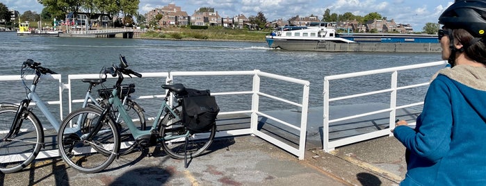 Veerboot Vianen - Nieuwegein is one of Vianen.