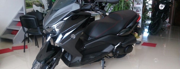 CENKAYA MOTOR Bodrum Yamaha Kawasaki is one of Posti che sono piaciuti a Özgün.