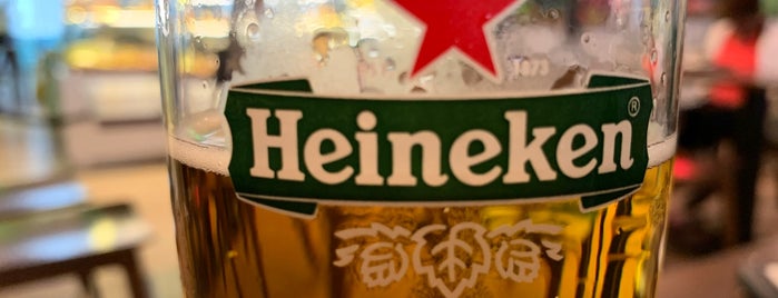 Heineken Grandcafé is one of Susana'nın Beğendiği Mekanlar.