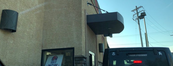Taco Bell is one of Matt : понравившиеся места.