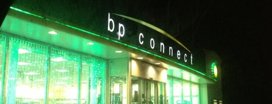 АЗС BP & Wild Bean Café is one of สถานที่ที่ Ольга ถูกใจ.