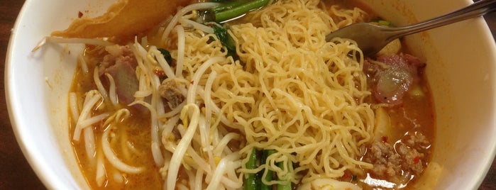ผัดไทยคาเฟ่ is one of asian food.