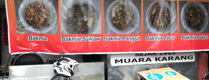 Bakmi Keriting Siantar is one of Jakarta Restaurant.
