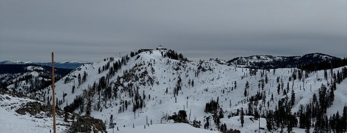 Gold Coast Express @ Squaw Valley is one of Squaw Lifts.