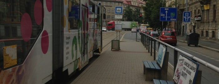 Náměstí Míru (tram) is one of Plzeňské tramvajové zastávky.