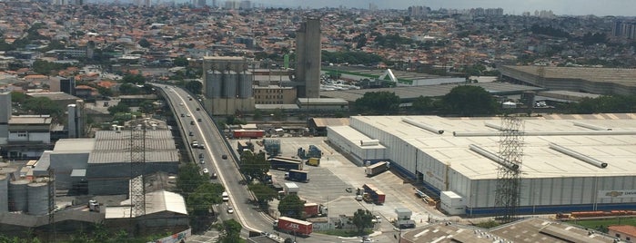 Monumental Business is one of Locais curtidos por Edgard von Villon Imbó.