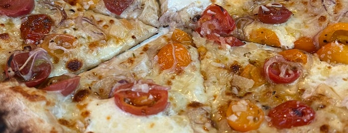 Ken's Artisan Pizza is one of PDX Pizza.