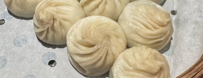 Din Tai Fung 鼎泰豐 is one of South Bay - Favorite Asian Food.