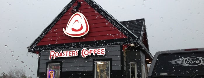 Roasters Coffee is one of สถานที่ที่ Jenn ถูกใจ.