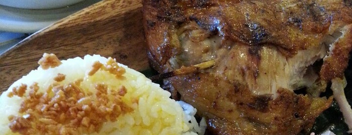 Bacolod Chicken Haus is one of Lugares favoritos de Clyde Erwin.
