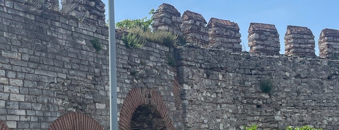 The Walls of Constantinople is one of Istanbul.