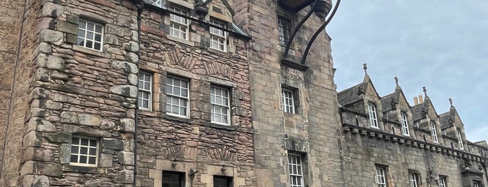 The Canongate is one of Edinburgh places.