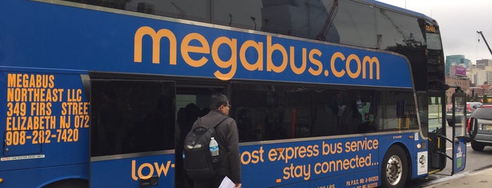 Megabus Terminal - W 34th St & 11 Av is one of m 님이 좋아한 장소.