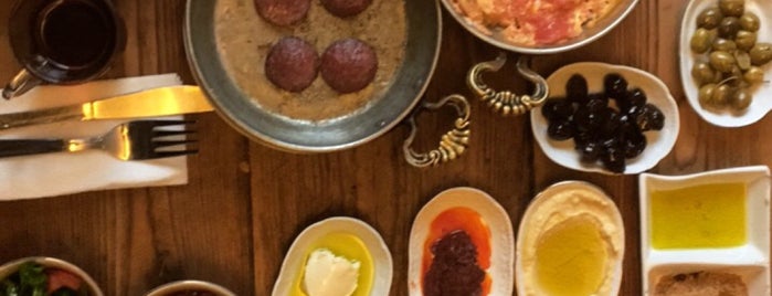 Doğacıyız Gourmet is one of Lugares favoritos de Bayram😎.